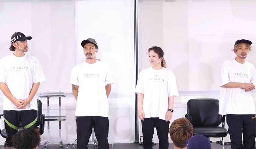 脱白髪染め！4人のエキスパートが染め方を全て大公開のサムネイル画像
