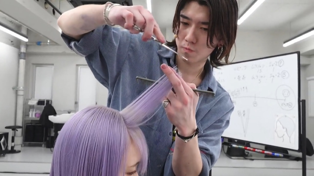 ハイトーンカラーを艶々に仕上げる”トナーカラー”の作り方！のサムネイル画像